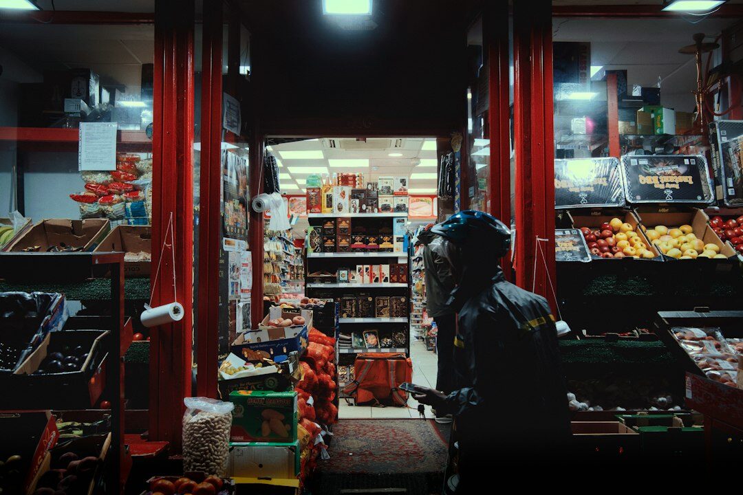 successful store detective